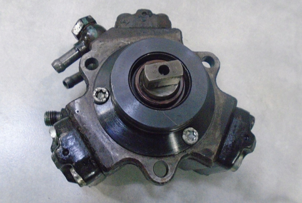 POMPA INALTA PRESIUNE SUZUKI SWIFT 1.3 DDIS COD 0445010138
