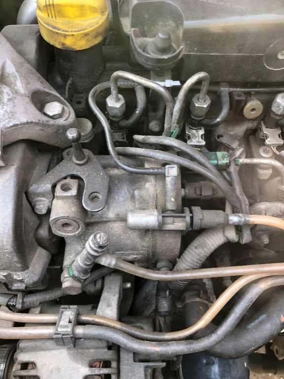 Pompa inalta renault symbol 1.5 dci delphi