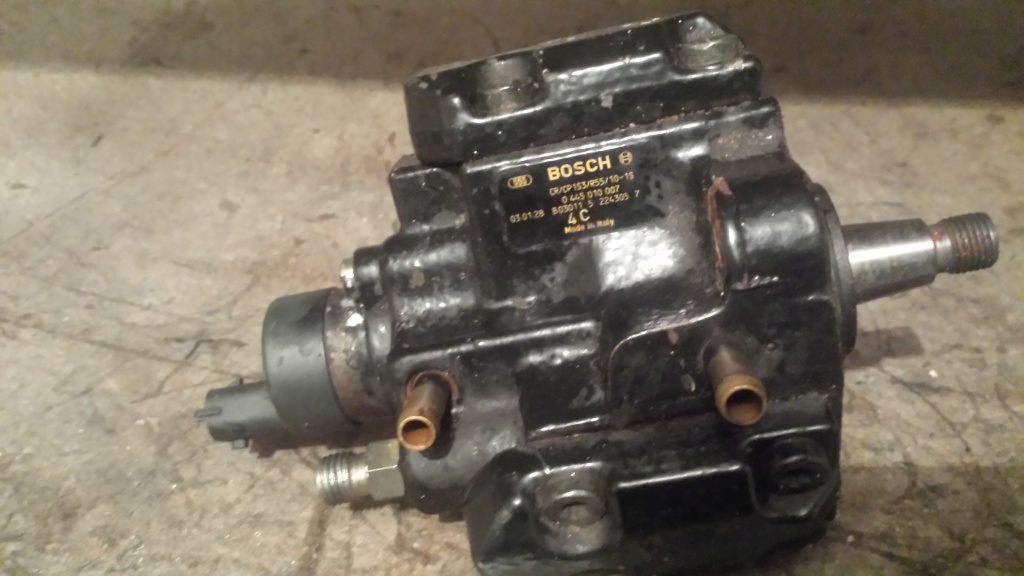 Pompa inalte Alfa Romeo 156,1.9 JTD,cod 0445010007