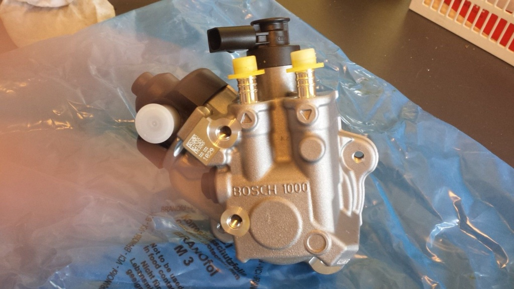 Pompa inalte cod 03l130755 vw amarok 2.0