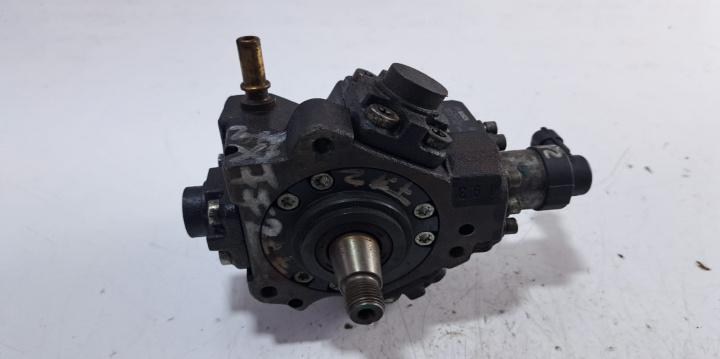 Pompa inalte/ injectie Cod: 0445010102 9
