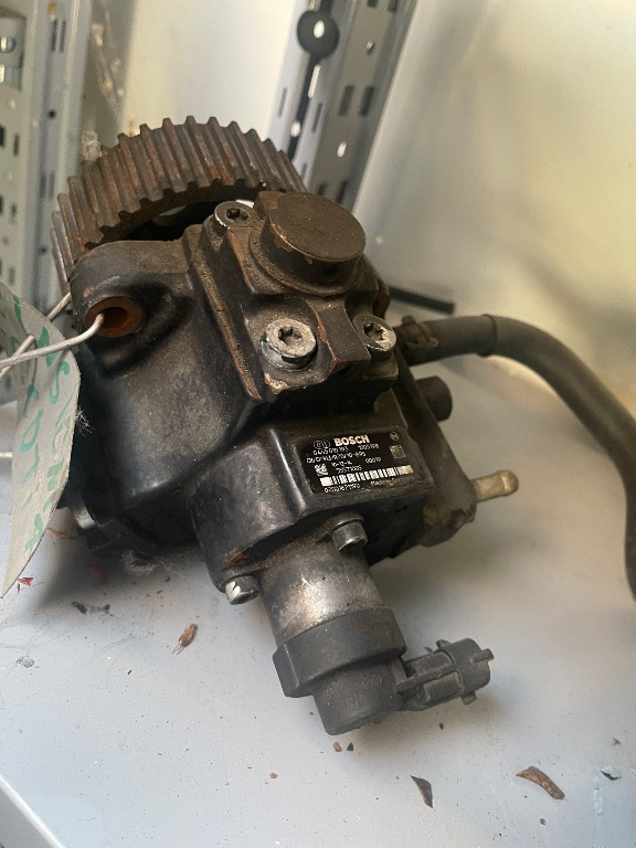 Pompa inalte Opel Insignia A 2.0 CDTI 0445010193 / 55571005