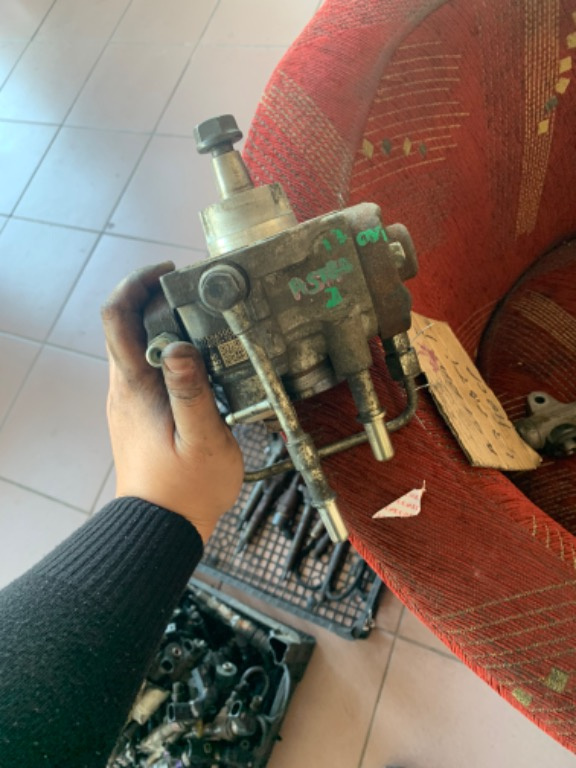 Pompa injecție Opel 1.7 cdti E4