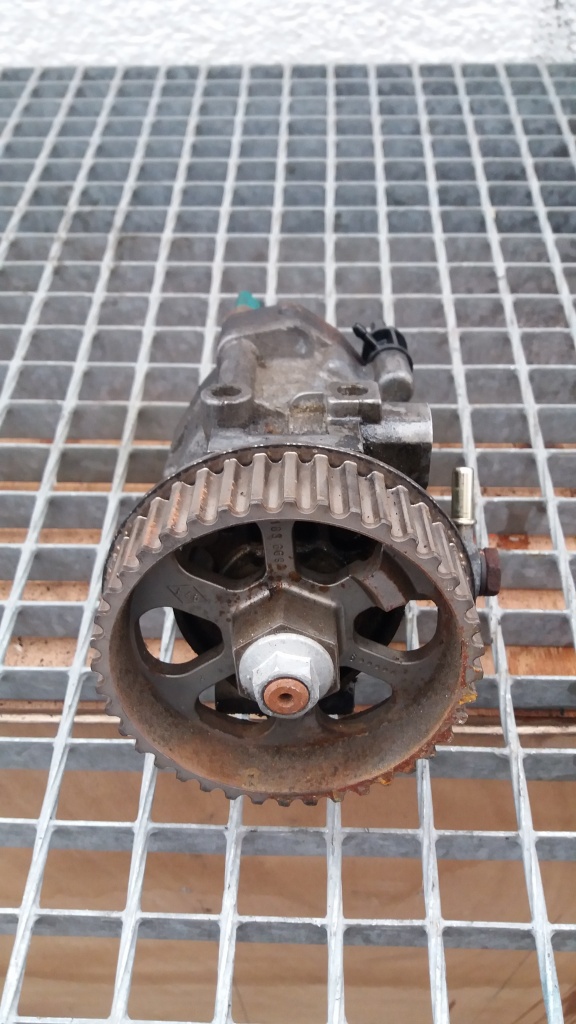 Pompa injectie 1.5 dci DELPHI R9042A041A
