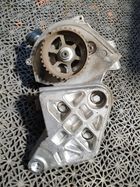 Pompa injectie 1.9 DCI 130cp Renault Megane 2 cod H8200561664