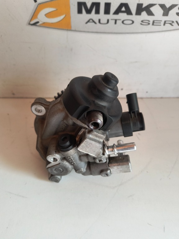 Pompa injectie 2.0 D COD B47D20A 0445010764 8511626 BMW Seria 3 F30/F31/F34 2011 - 2016