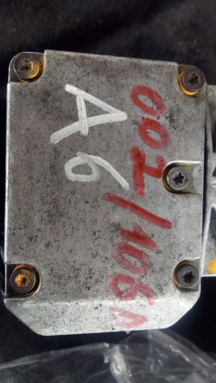 Pompa injectie 2,5 V6 cod 059130106D/DX/