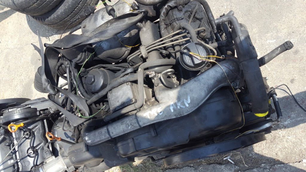 Pompa injectie completa audi a6 a4 passat 2.5 tdi cod 106J