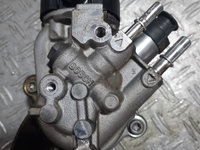 Pompa injectie cu Regulator presiune Bosch Renault Dacia Nissan Cod 0445010704