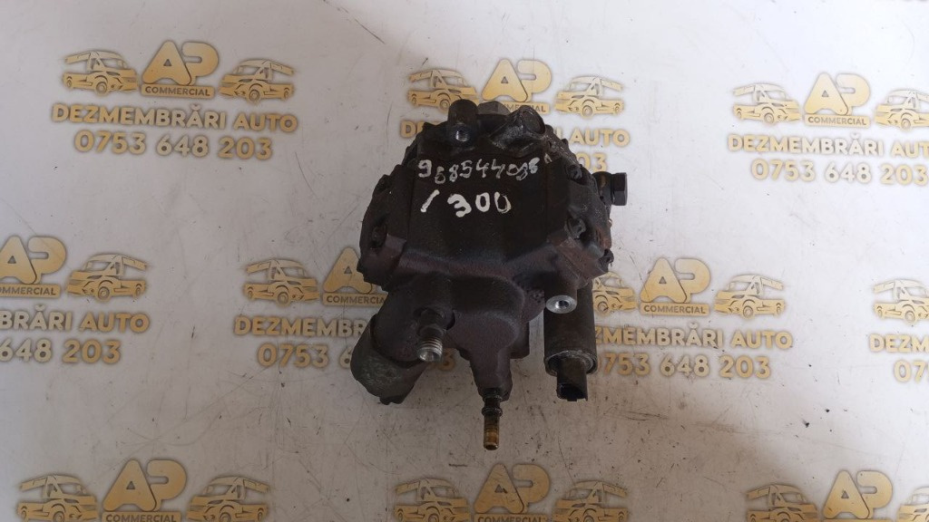 Pompa injectie FORD Fiesta Mk6 Hatchback (JA8, JR8) 1.4 TDCi cod: 9685440880