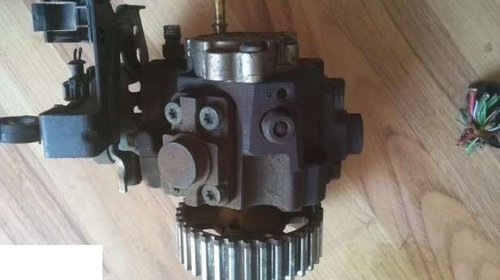 Pompa injectie ford focus 2 1.6 tdci