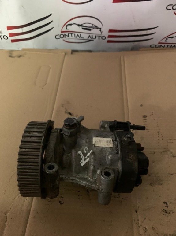 Pompa injectie / inalta Dacia Logan 1.5 dci an 2007, euro 4, 9303Z111B