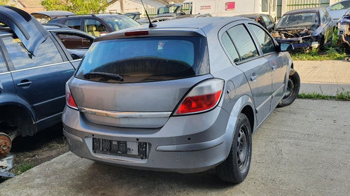 Pompa injectie Opel Astra H 2004 Hatchback 1.