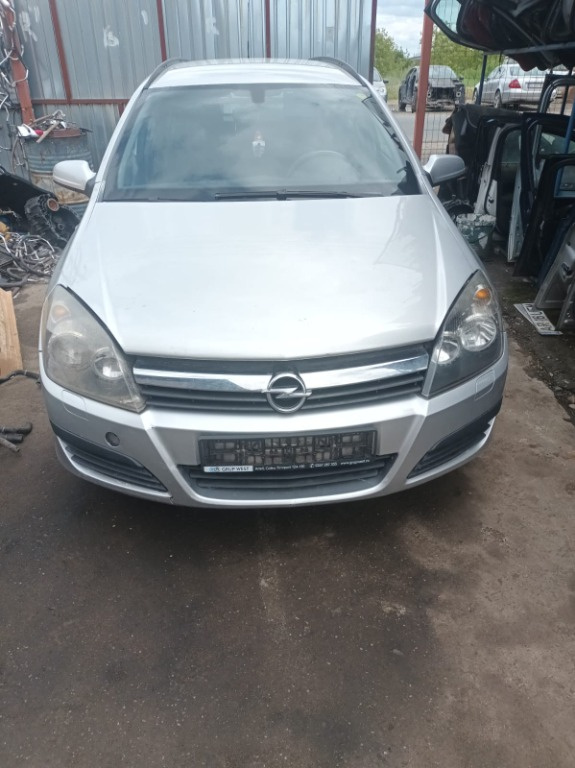 Pompa injectie Opel Astra H 2007 combi 1