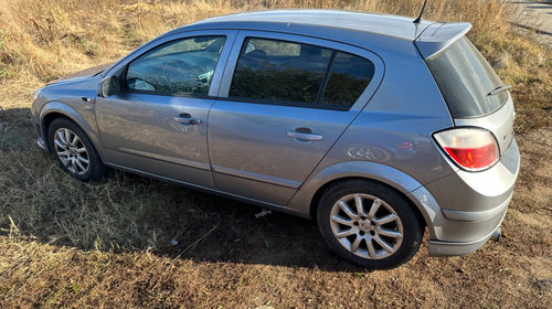 Pompa injectie Opel Astra H 2007 Hatchback 1.9