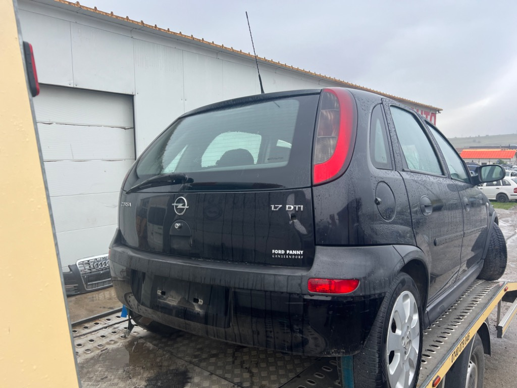 Pompa injectie Opel Corsa C 2003 Hatchba