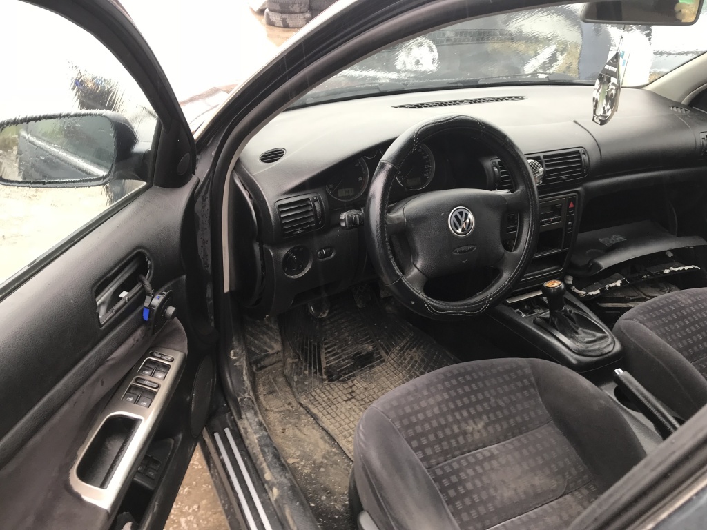 Pompa injectie VW Passat B5 2002 combi 1