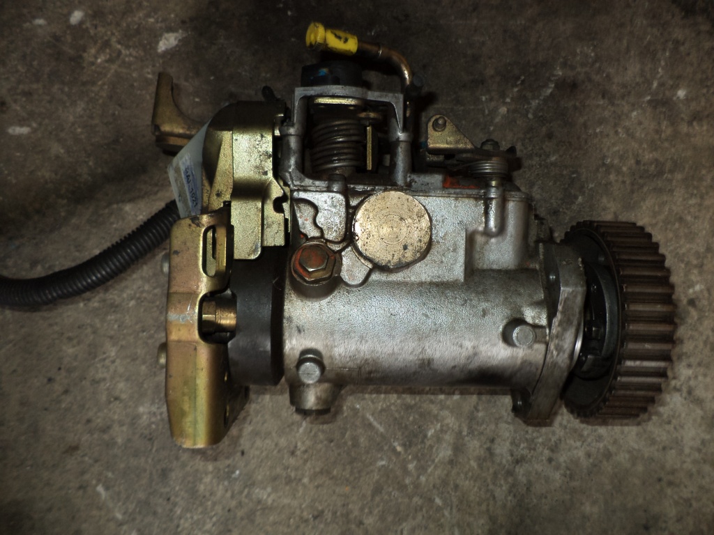 Pompa injectie VW Passat Intermediar 1.9 td an 93
