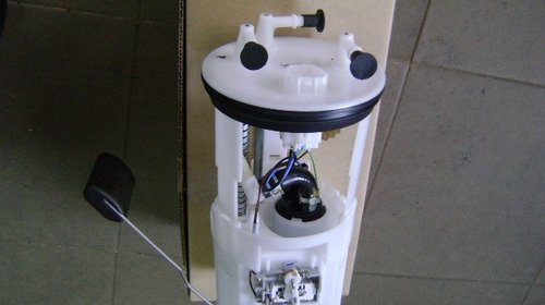 Pompa motorina ( complet echipata / in rezerv