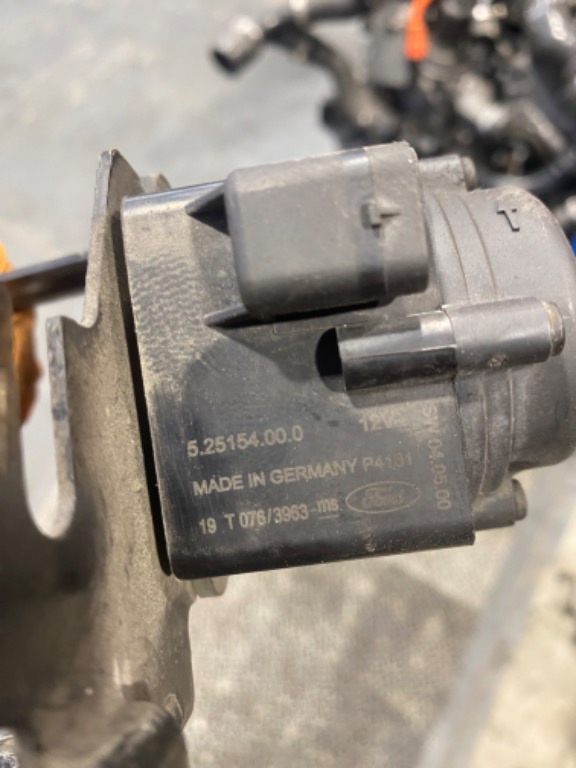 Pompa recirculare 2.0 TDCI Ford Transit 
