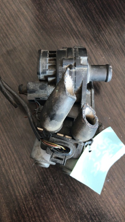 Pompa recirculare apa 0392023007 Audi A6 C6 2.0 TDI
