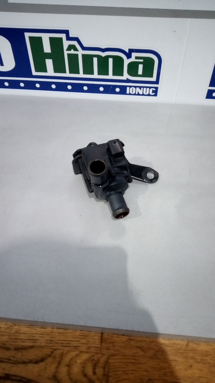 Pompa recirculare apa 5Q0965561B 7.04071.16.1 2.0 TDI Audi A4 B9 8W 2016-prezent
