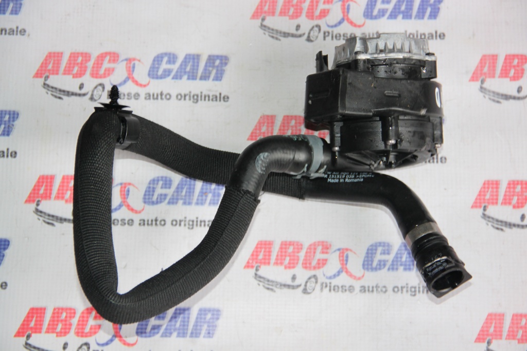 Pompa recirculare apa Audi A3 8V 1.4 TSI cod: 04L9
