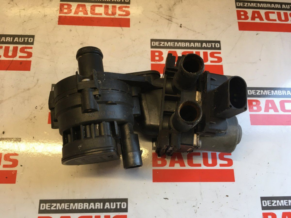 Pompa recirculare apa Audi A6 4F cod: 0392023007