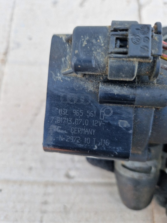 Pompa recirculare apa cod 03L965561 Audi A4 B8 motor CAG 2.0TDI