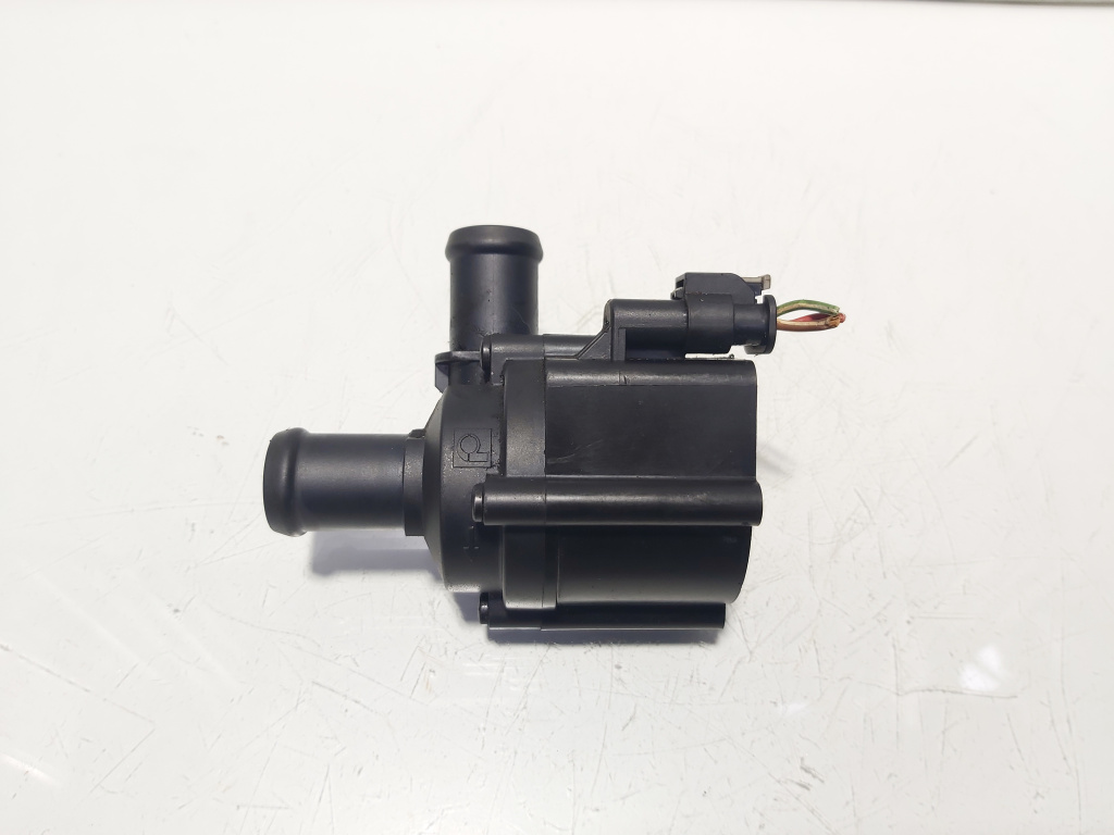 Pompa recirculare apa, cod 5Q0965561B, Audi A4 (8K