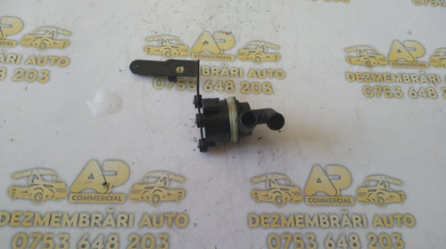 Pompa recirculare apa VW Caddy IV Break (Saab) 1.6 TDI 75 CP cod: 5N0965561A