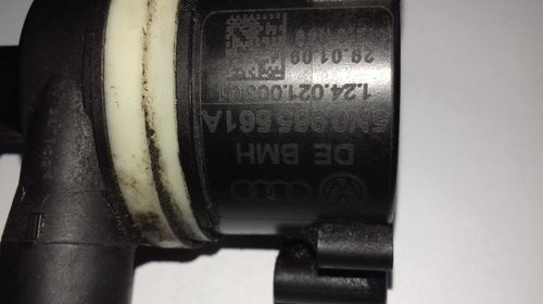 Pompa recirculare apa VW Passat B6, 5N0965561A