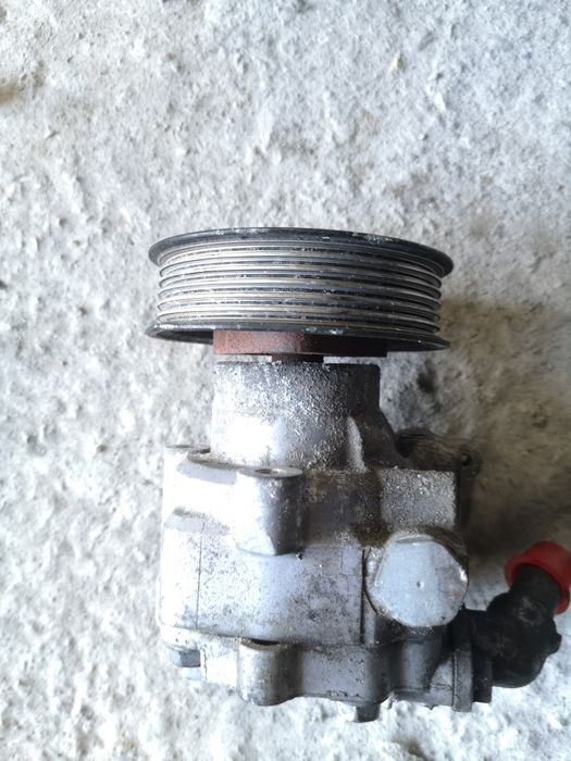 Pompa servo 2.0 vw t5 transporter carave