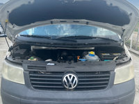 Pompa servo 2.5 TDI AXD VW T5 din 2006