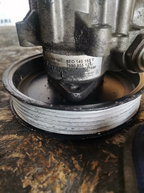 Pompa servo audi a4 b7 2.7 tdi 8e0145155