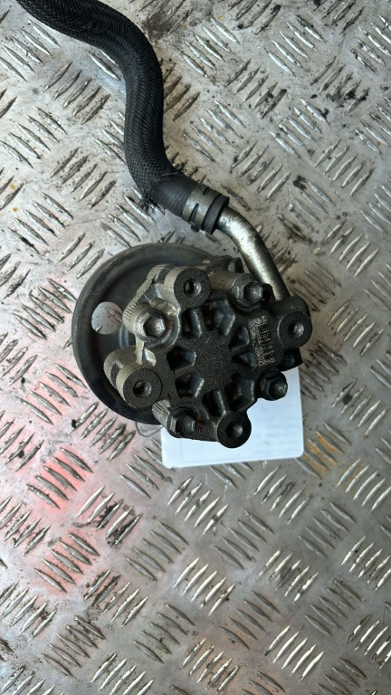 Pompa servo Chrysler 300C 2.7 V6 4X2 an 