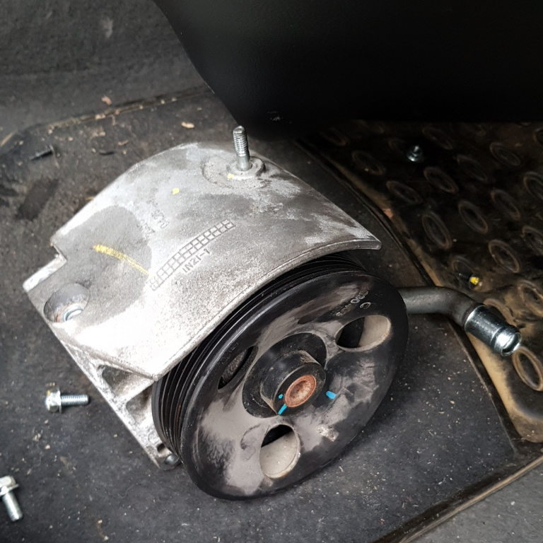 Pompa servodirectie  Opel Antara 2.0vctdi tip z20s diesel 2008