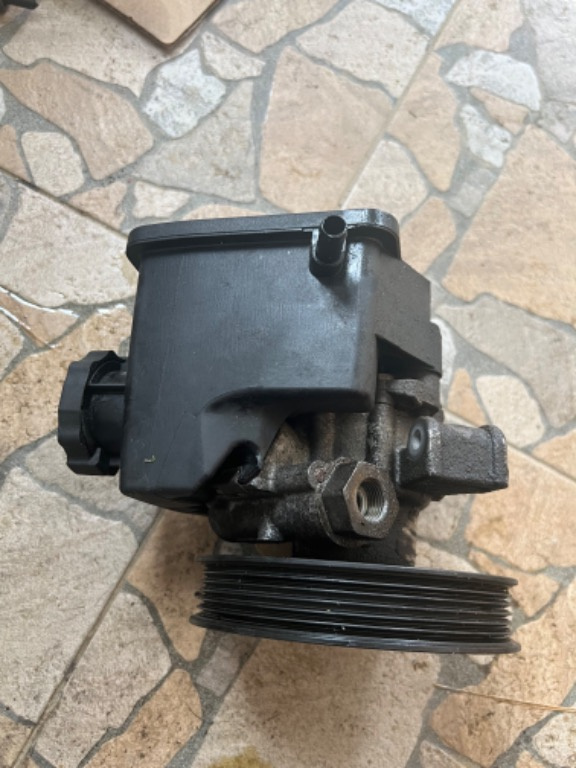 Pompa servo E / C class W204/W211 2.2 cdi COD A0044667001