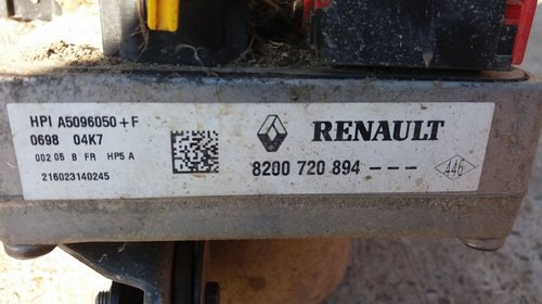 Pompa servo electrica KOYO 8200720894 ,,8200385183 Dacia Logan 1.5 dci 2007-2011 in stare perfecta !!!!