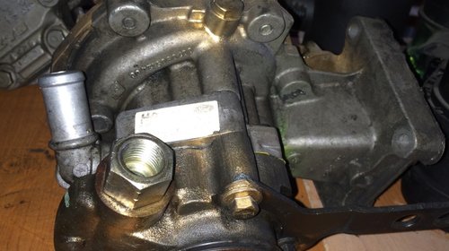 POMPA SERVO FORD MONDEO MK3 2.0 CDTI