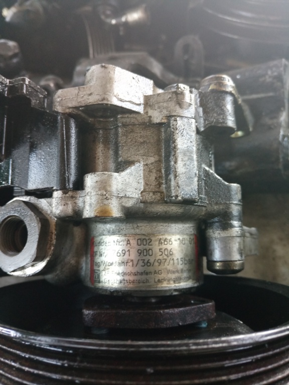 POMPA servo MERCEDES Class C cod A0024661001 / 7691900506 -