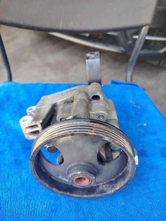 Pompa servo Opel Astra J 1.6 benzina B16XER