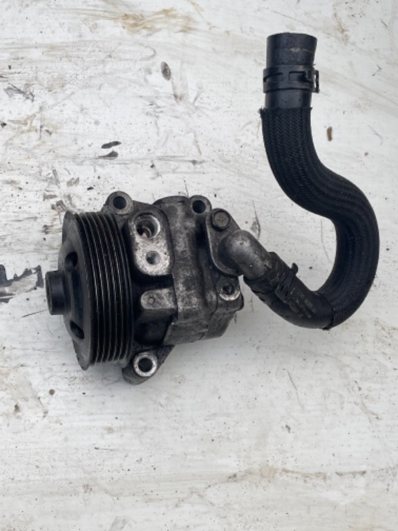 Pompa servo S type 6R83-3A696-BD
