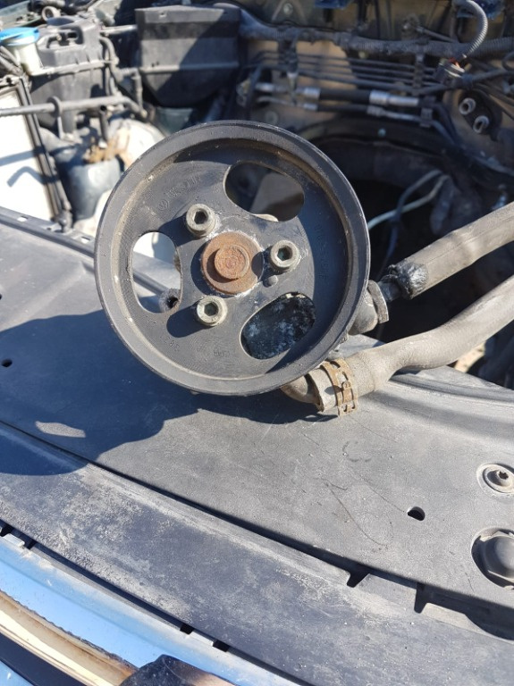 Pompa servo servodirectie VW Touareg 7L 
