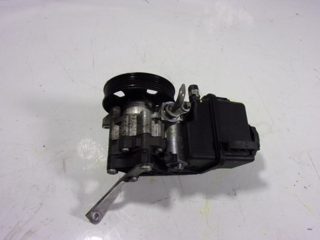 Pompa servodirecție Mercedes C-Class 2.2 CDI,cod A0064669201