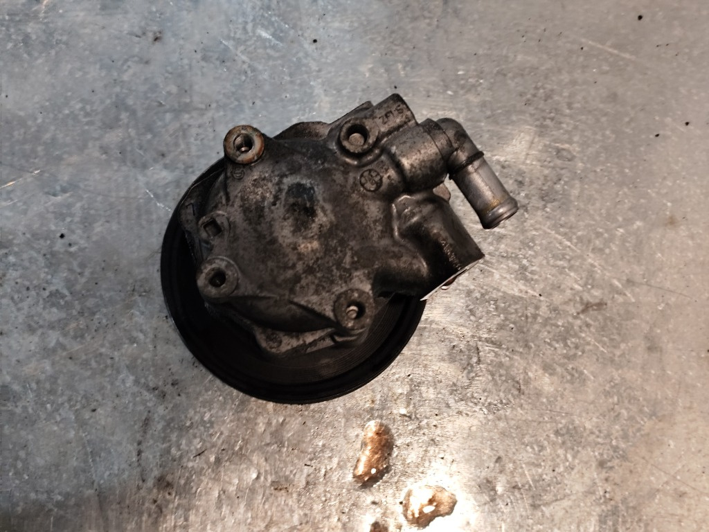 Pompa servodirectie , cod 8K0145154E Aud