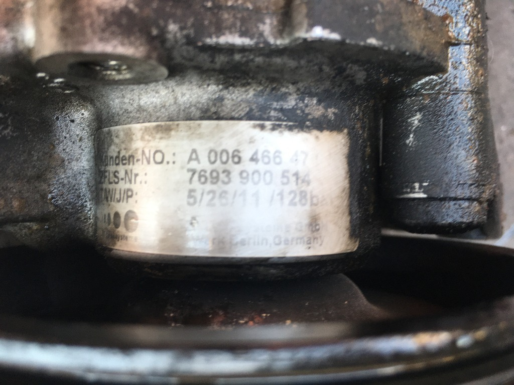 Pompa servodirectie E-class W212 cod: 76