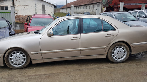 Pompa servodirectie Mercedes E-Class W210 1999 LIMUZINA 3.2CDI