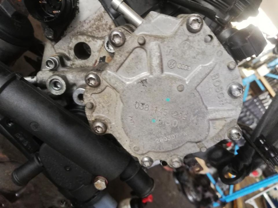 pompa-tandem-vacuum-motorina-vw-passat-b6-golf5-jetta-octavia-2-leon