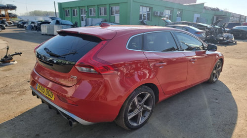 Pompa ulei Volvo V40 2015 hatchback 1.6